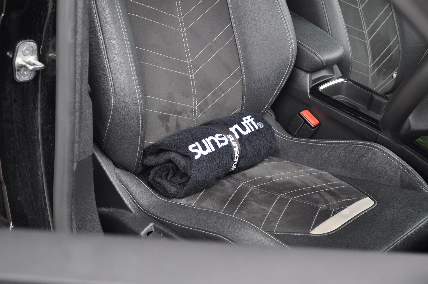 sunscruff® Waterproof Universal Seat Cover